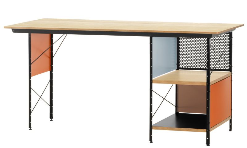 Vitra Eames Desk Unit EDU Schreibtisch mit hellem Holz, farbigen Paneelen und schwarzem Metallgestell.